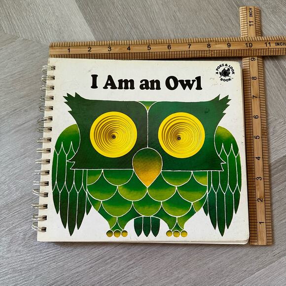 I Am An Owl Spiral Bound Poke & Look Board Book Vintage 1981 - Picture 12 of 12